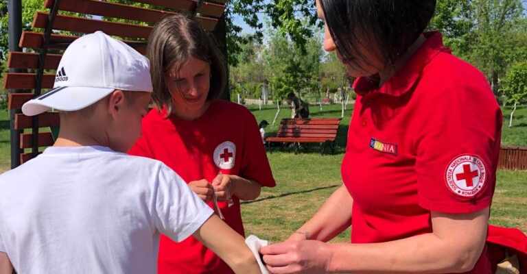 Crucea Rosie Teleorman organizeaza la Alexandria Maratonul Sanatatii oferind testari gratuite pentru populatie